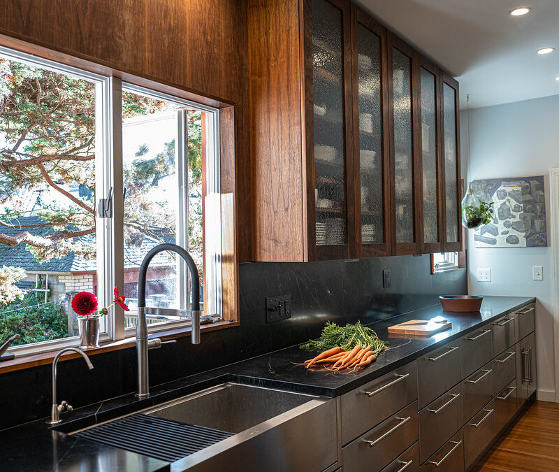 EASTSIDE KITCHEN